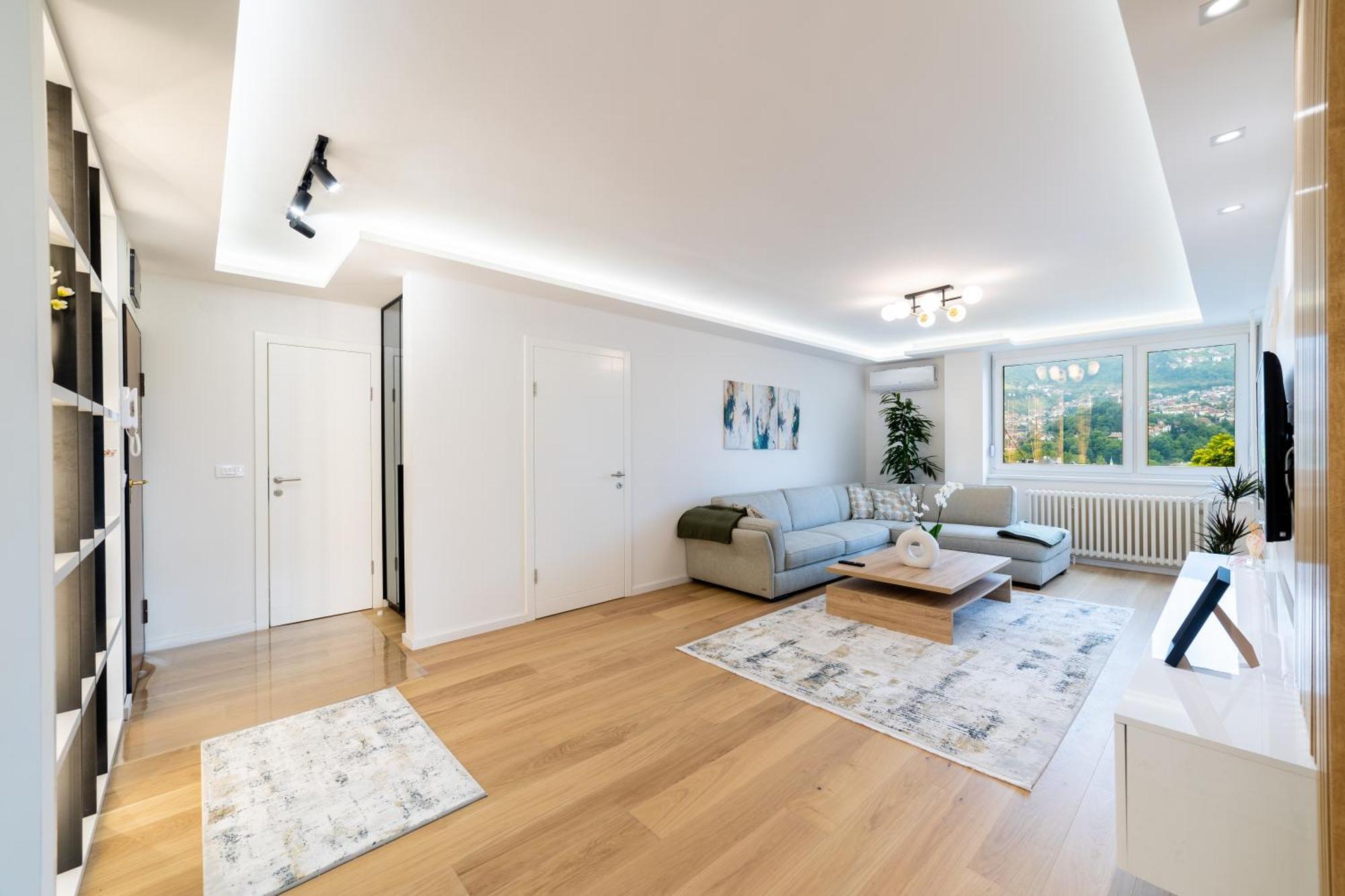 Old Town Heaven 3-Bedroom Apartment With Balcony Sarajevo Exterior photo